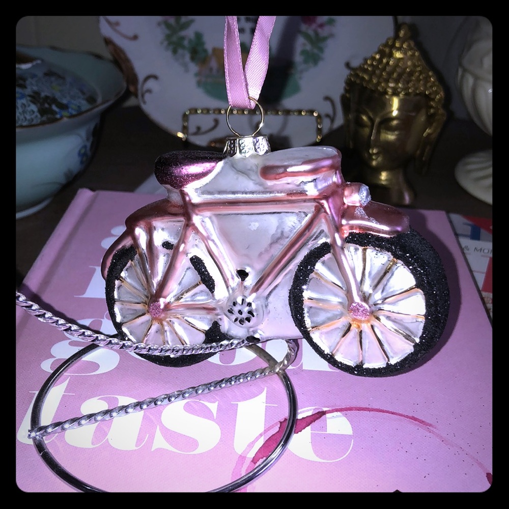 NWT Ashland glass collectible ornament